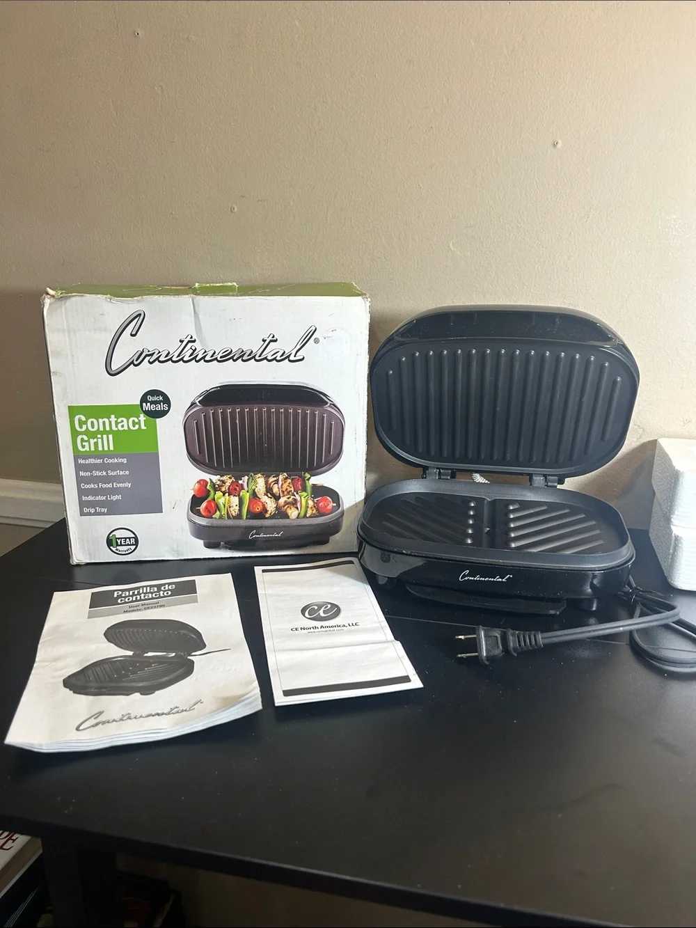 Continental Electric Contact Grill (Model CE23799)